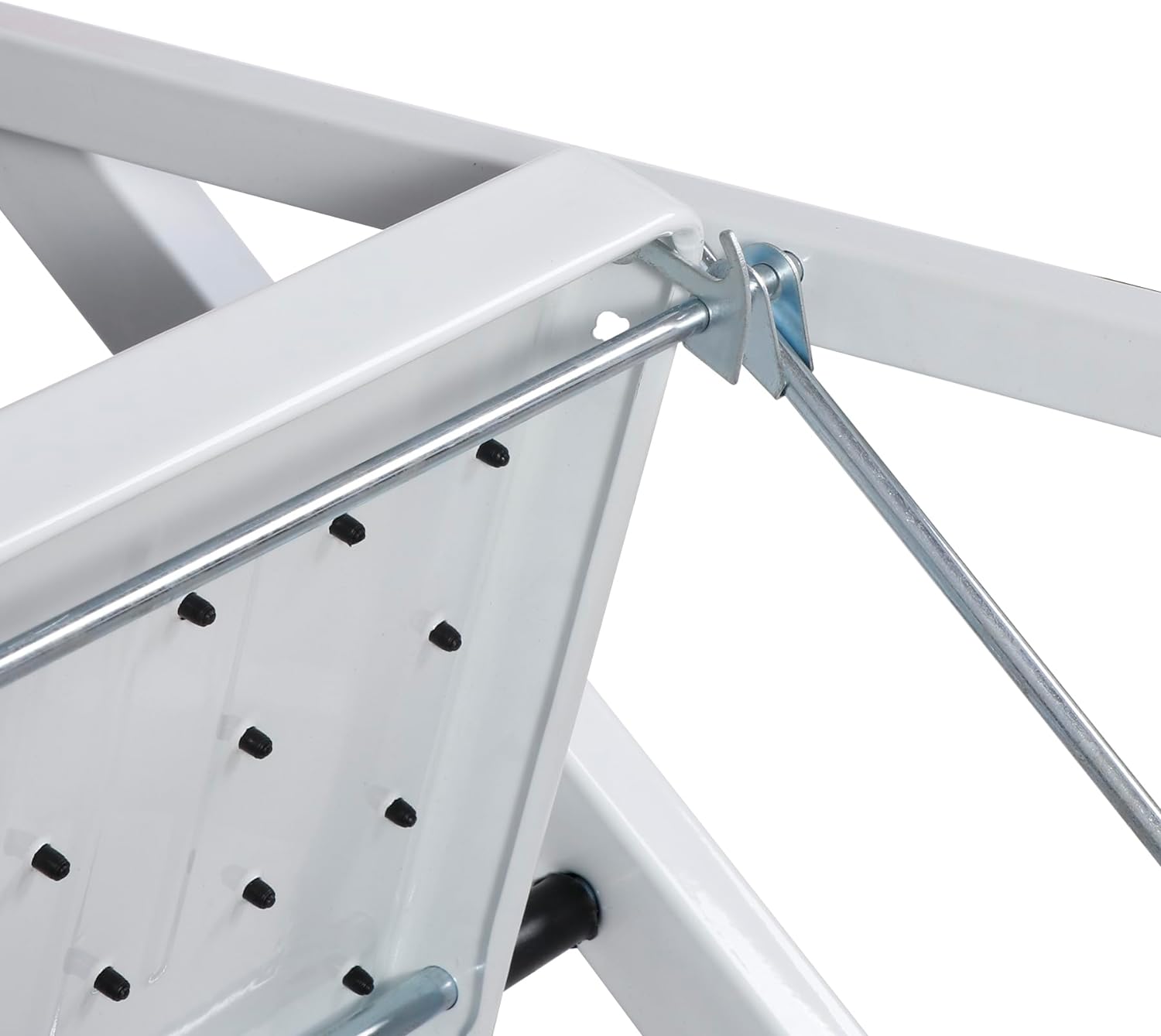 ANTI-SLIP STEEL LADDER