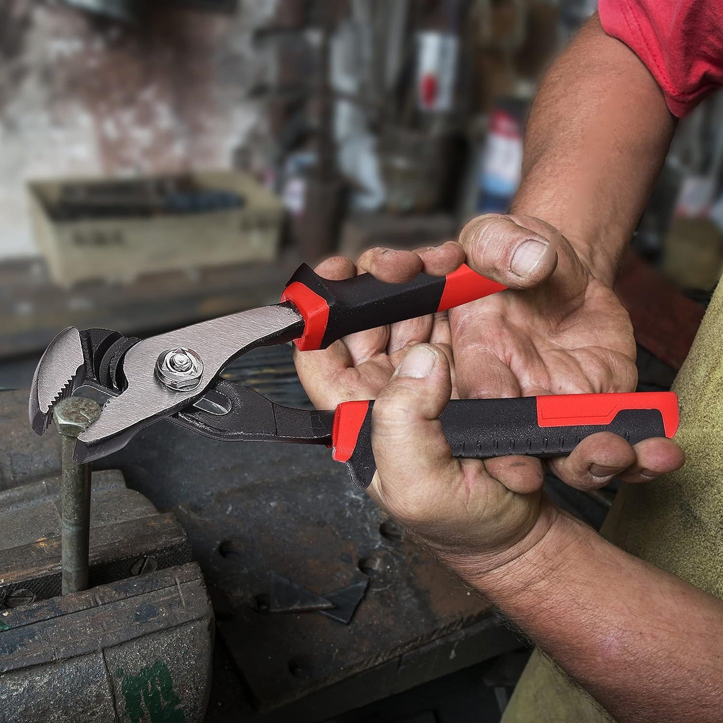 8 INCH UNIVERSAL PLIERS
